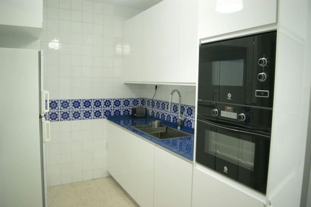 Cadiz Paseo Maritimo Playa Victoria Frontal Mar Apartment Exterior photo